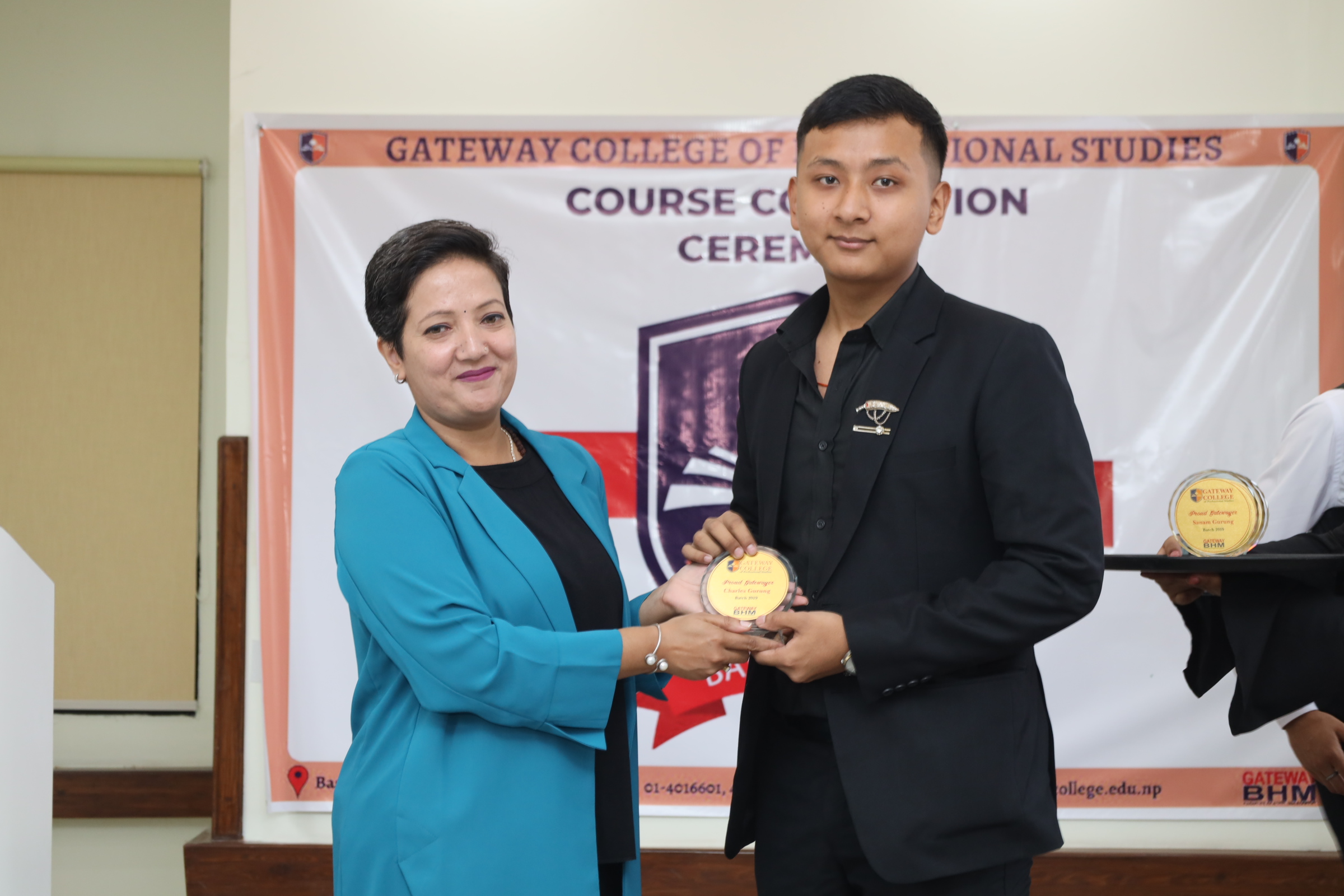 Token of Proud Gatewayer for Batch 2019 at Course Completion Ceremony