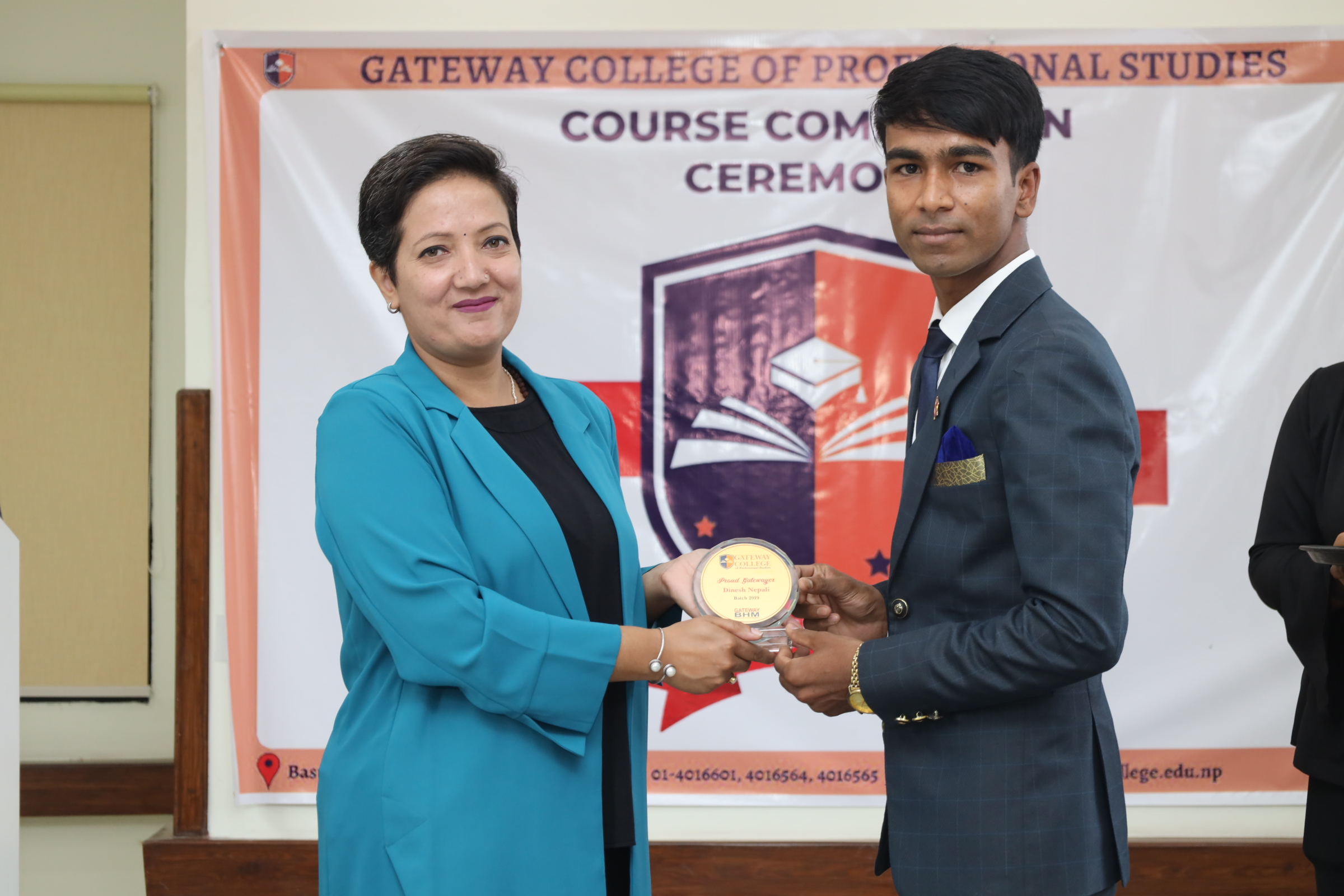 Token of Proud Gatewayer for Batch 2019 at Course Completion Ceremony