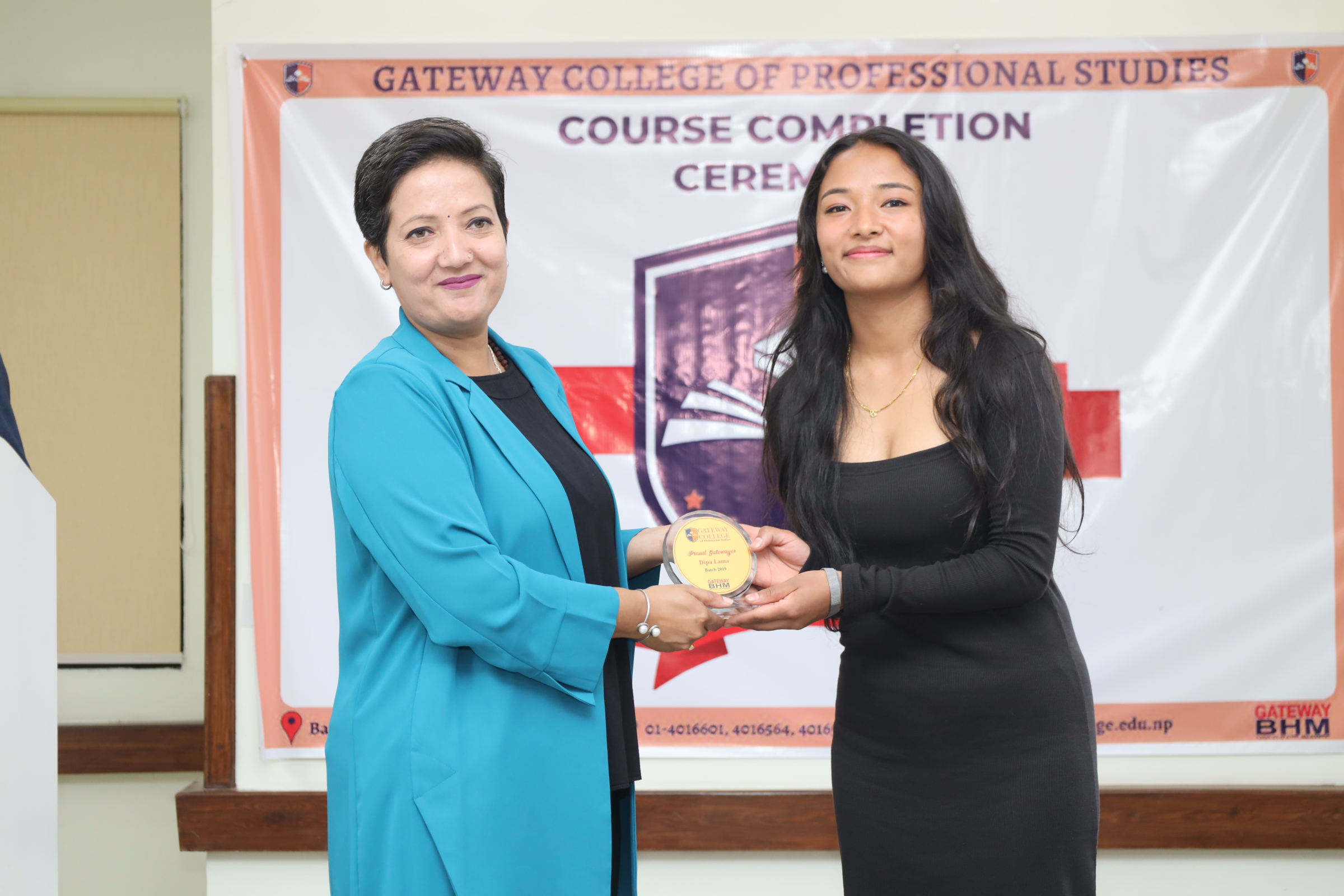 Token of Proud Gatewayer for Batch 2019 at Course Completion Ceremony