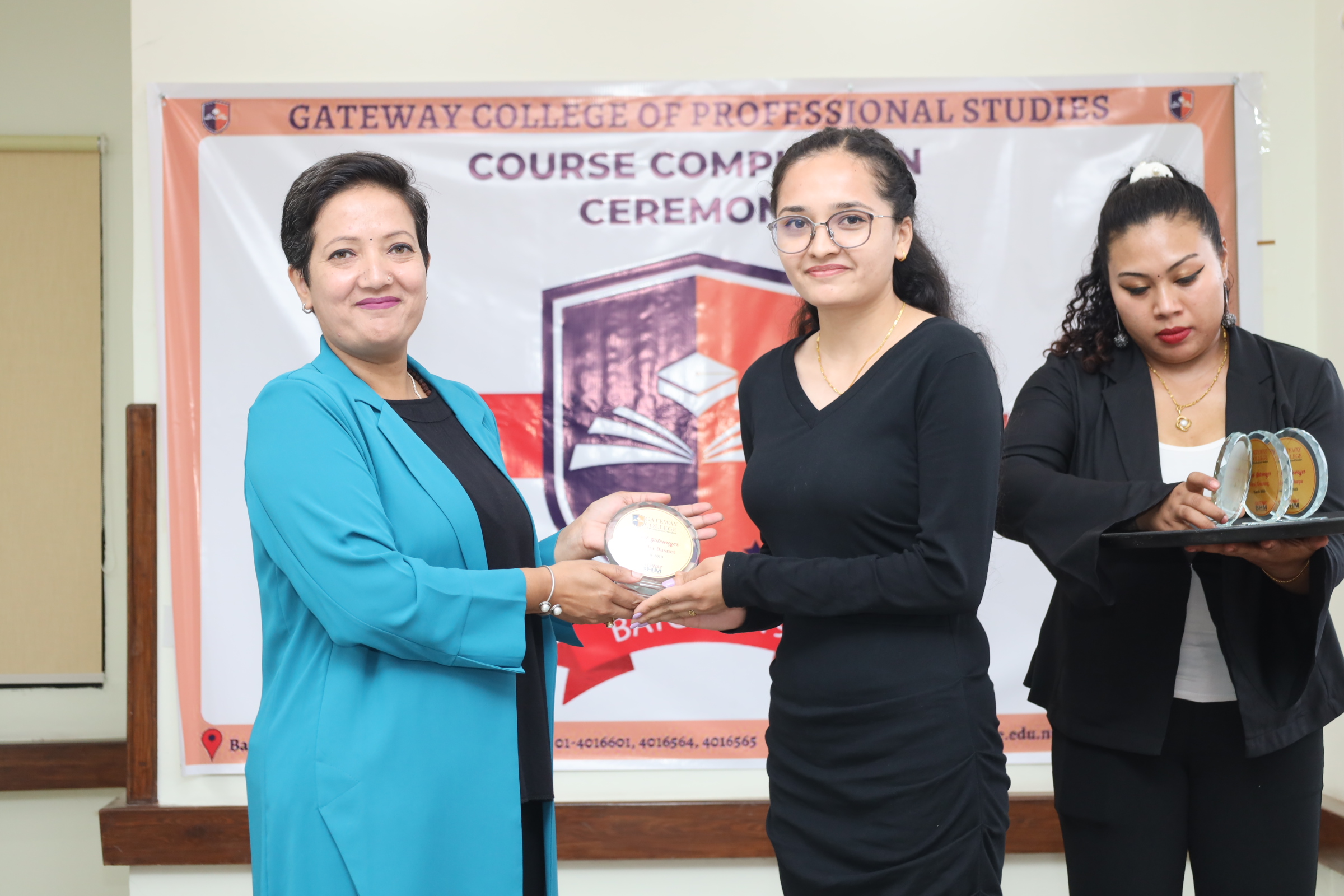 Token of Proud Gatewayer for Batch 2019 at Course Completion Ceremony