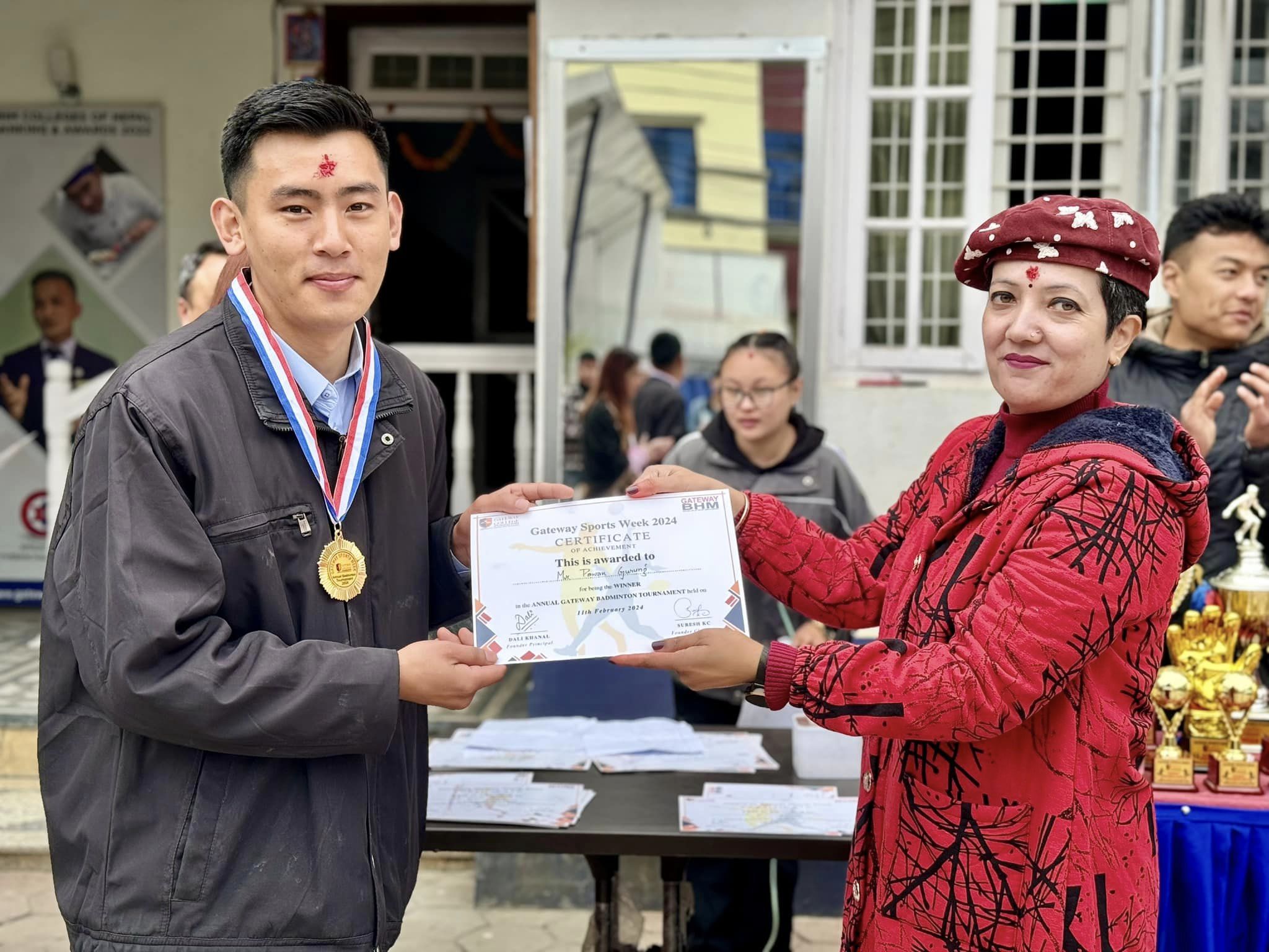 Prize Distribution for Winners of Gateway Annual Sports Week 2024