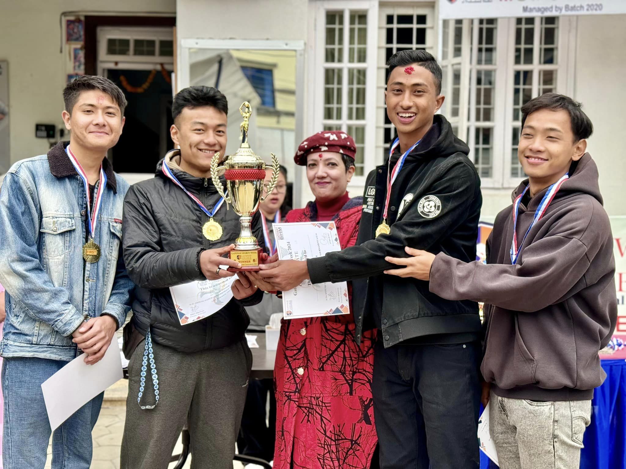 Prize Distribution for Winners of Gateway Annual Sports Week 2024