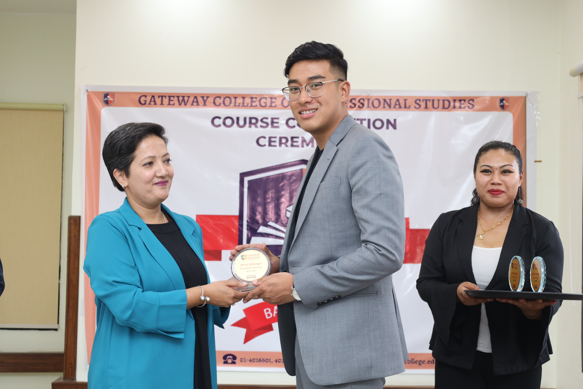 Token of Proud Gatewayer for Batch 2019 at Course Completion Ceremony